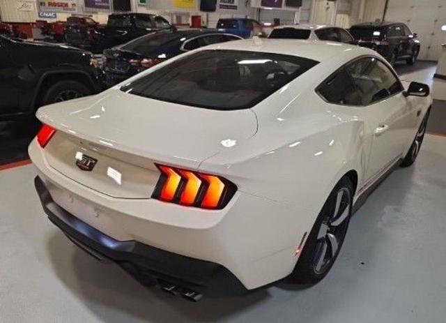2025 Ford Mustang GT Premium Fastback
