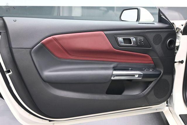 2025 Ford Mustang GT Premium Fastback