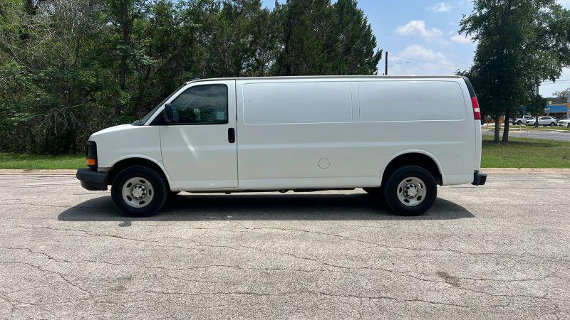 2017 Chevrolet Express Work Van