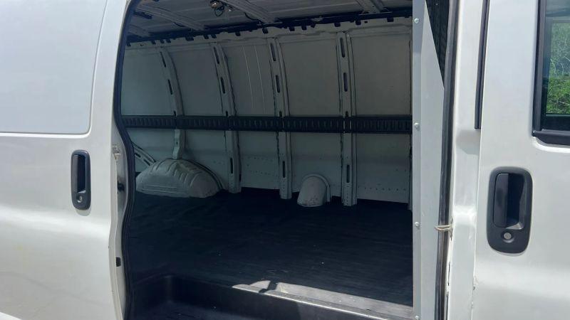 2017 Chevrolet Express Work Van
