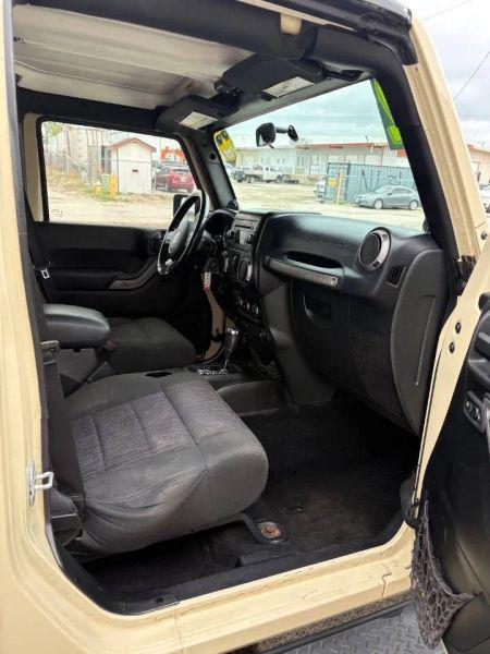 2012 Jeep Wrangler Unlimited Sport