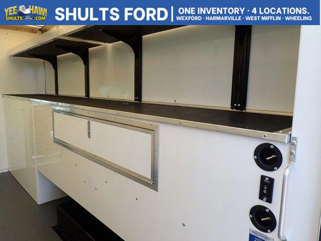 2027 Ford E-Series Cutaway Base