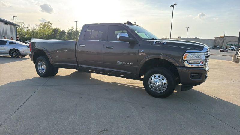 2019 Ram 3500 Longhorn Crew Cab 4x4 8' Box