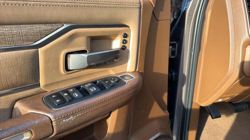 2019 Ram 3500 Longhorn Crew Cab 4x4 8' Box
