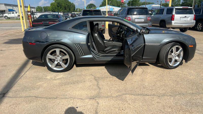 2011 Chevrolet Camaro 2LT