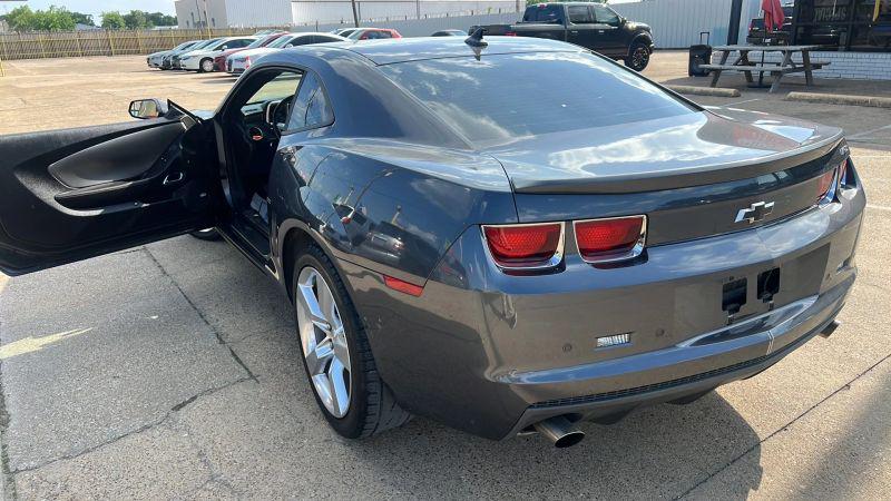 2011 Chevrolet Camaro 2LT