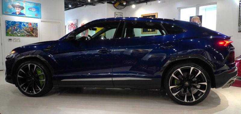 2020 Lamborghini Urus Base