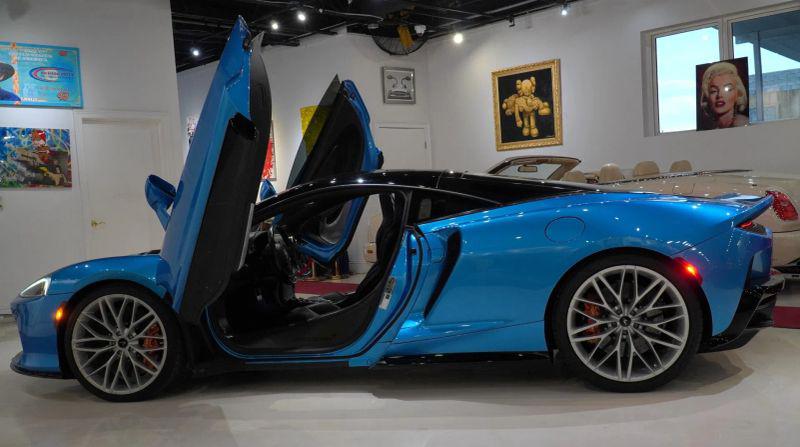 2022 McLaren GT Coupe