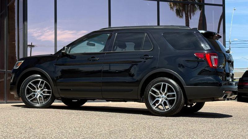 2016 Ford Explorer Sport