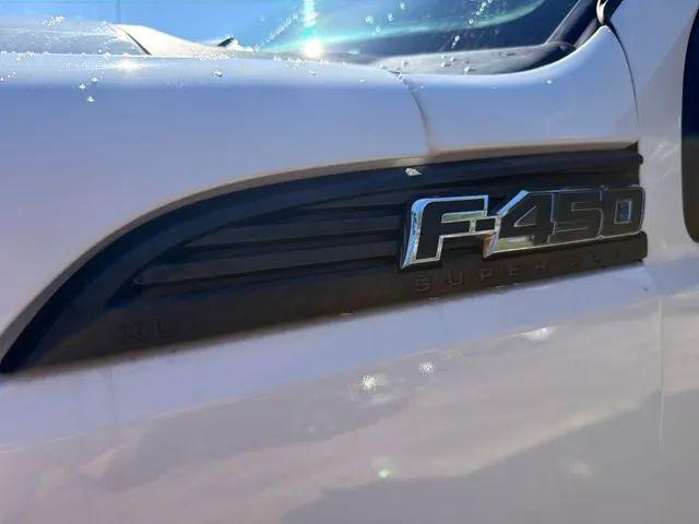 2015 Ford F-450 Base