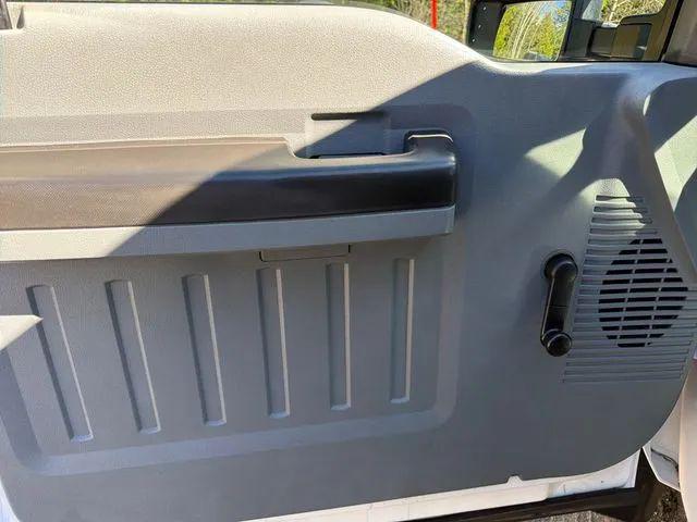 2015 Ford F-450 Base
