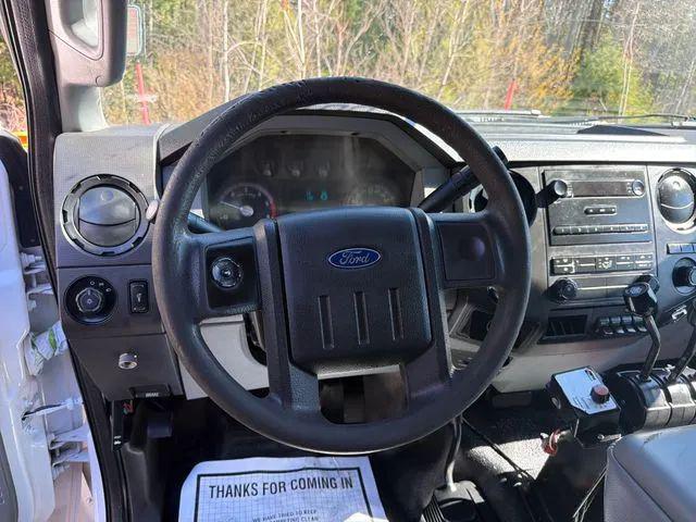 2015 Ford F-450 Base