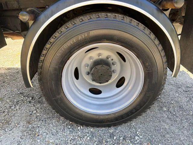 2015 Ford F-450 Base