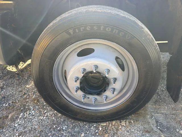 2015 Ford F-450 Base