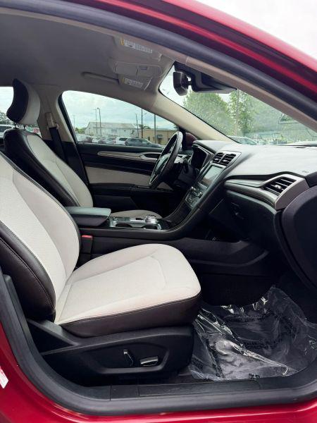 2019 Ford Fusion SE