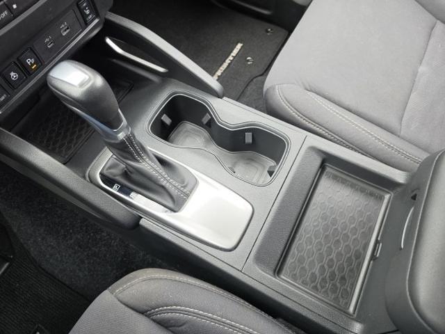 2024 Nissan Frontier Crew Cab Long Bed SV 4x2