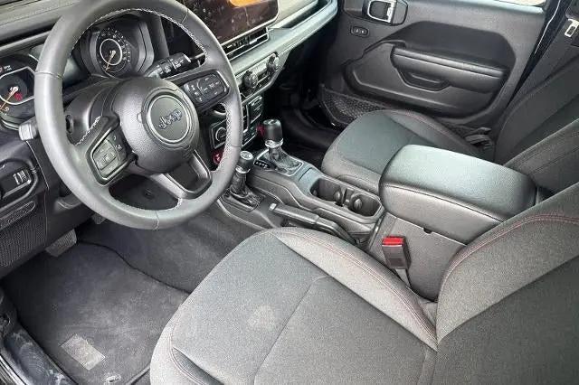 2025 Jeep Wrangler 4-Door Rubicon 4x4