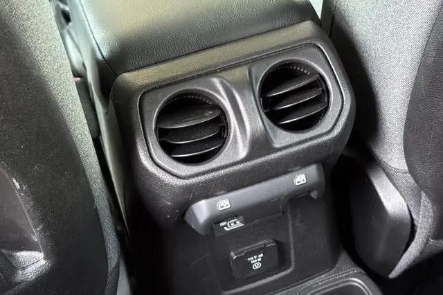 2025 Jeep Wrangler 4-Door Rubicon 4x4