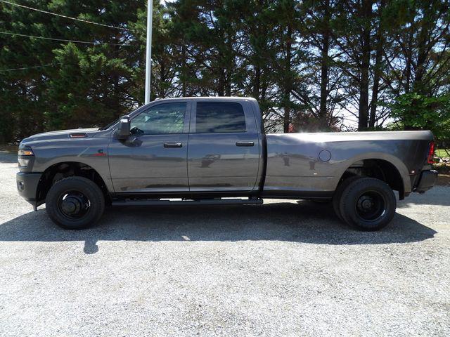 2026 Ram 3500 Tradesman Crew Cab 4x4 8' Box