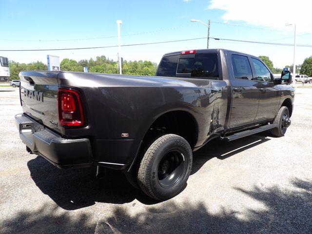 2026 Ram 3500 Tradesman Crew Cab 4x4 8' Box