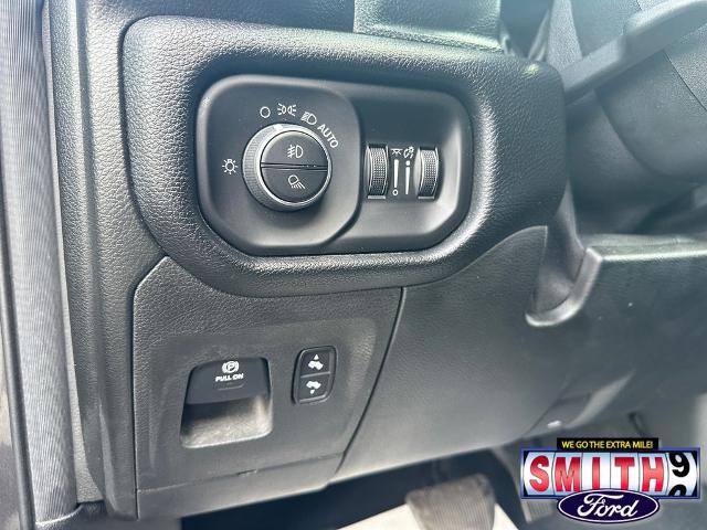 2019 Ram 1500 Big Horn/Lone Star Crew Cab 4x4 5'7" Box