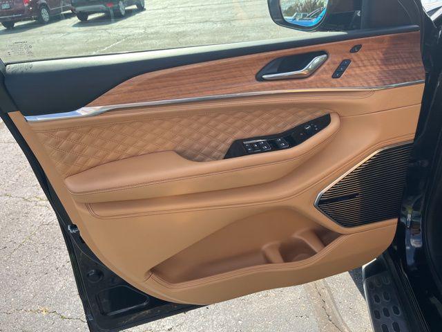 2025 Jeep Grand Cherokee Summit Reserve 4x4