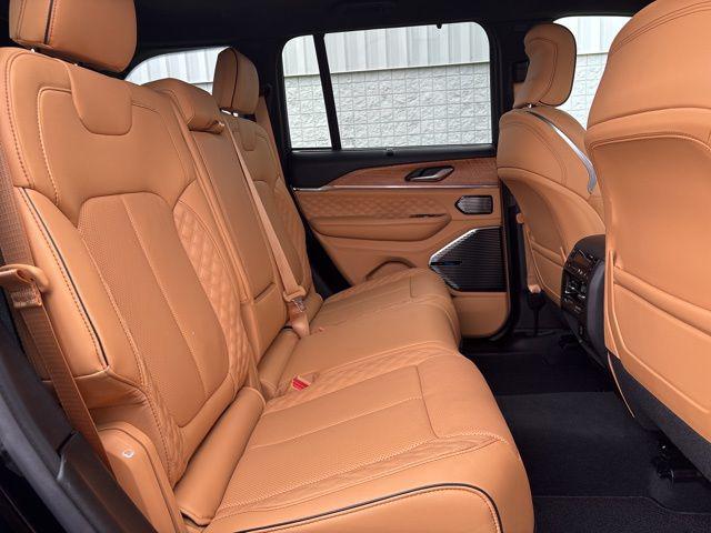 2025 Jeep Grand Cherokee Summit Reserve 4x4