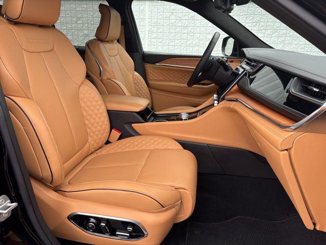 2025 Jeep Grand Cherokee Summit Reserve 4x4