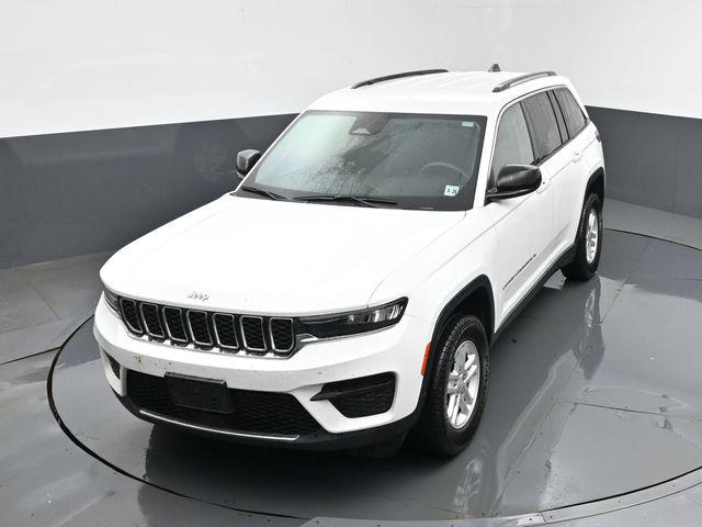 2023 Jeep Grand Cherokee Laredo 4x4