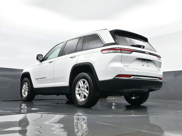 2023 Jeep Grand Cherokee Laredo 4x4
