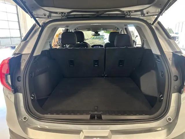 2023 GMC Terrain AWD SLE