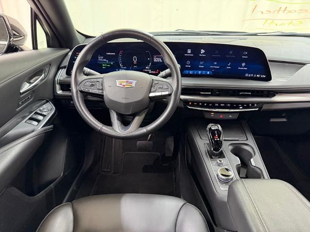 2025 Cadillac XT4 AWD Premium Luxury