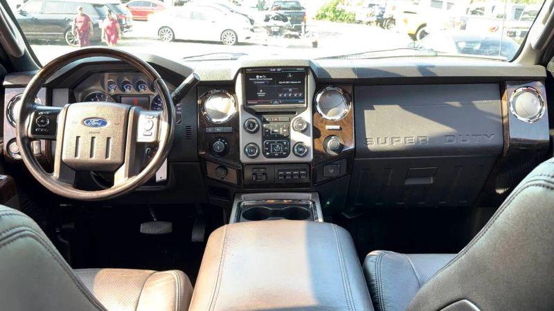 2014 Ford F-250 LARIAT