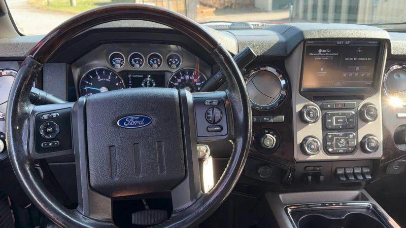 2014 Ford F-250 LARIAT