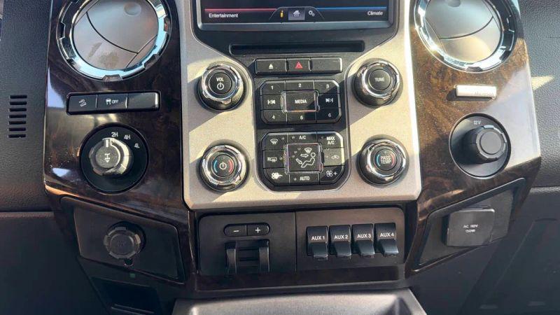 2014 Ford F-250 LARIAT