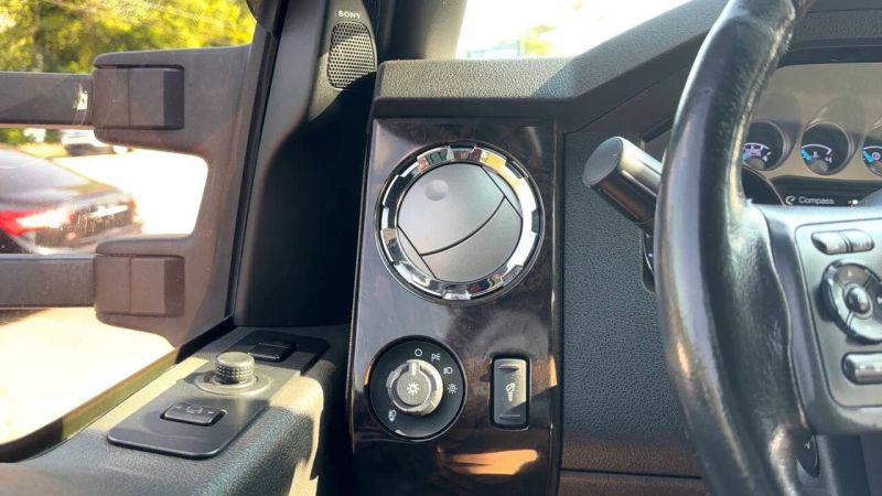 2014 Ford F-250 LARIAT