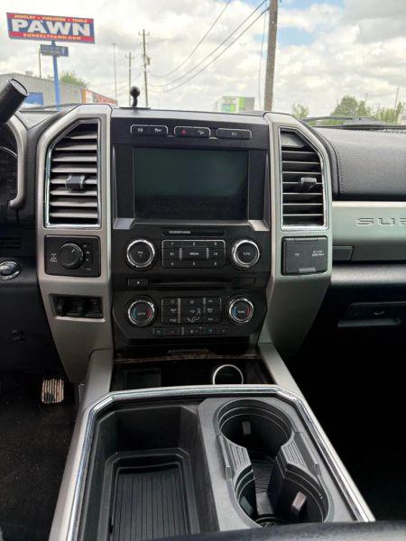2017 Ford F-250 LARIAT
