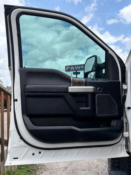 2017 Ford F-250 LARIAT