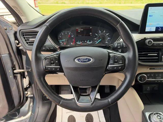 2022 Ford Escape SE