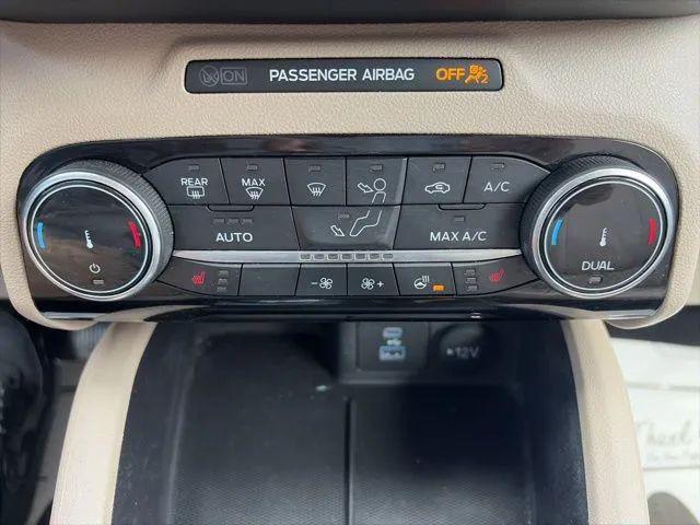 2022 Ford Escape SE