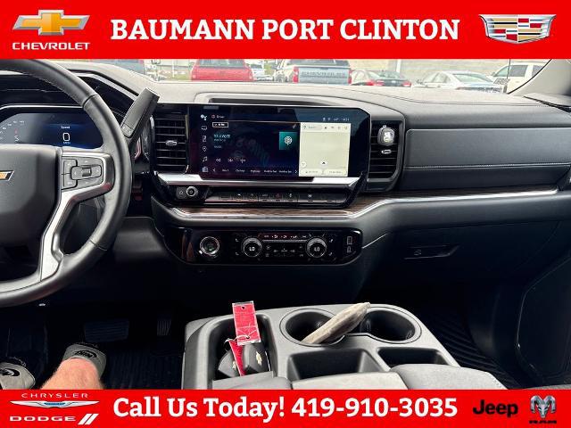2024 Chevrolet Silverado 1500 4WD Crew Cab Short Bed LT with 2FL