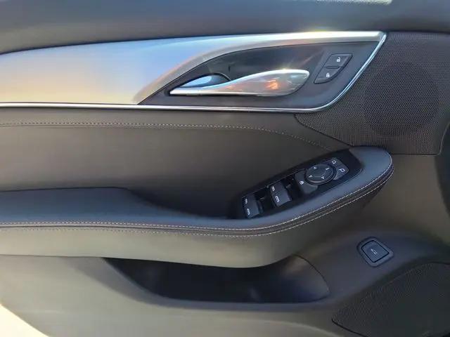 2024 Cadillac CT5 Luxury
