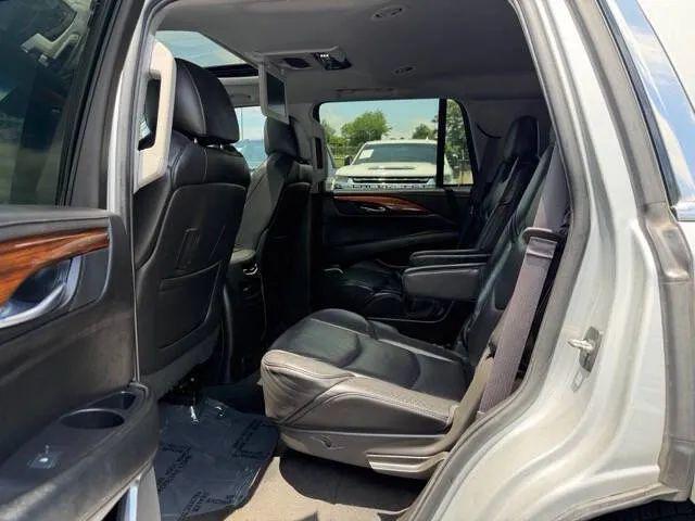 2015 Cadillac Escalade Luxury
