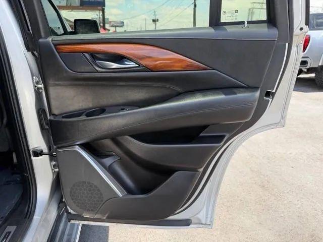 2015 Cadillac Escalade Luxury