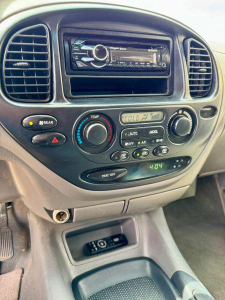 2003 Toyota Sequoia SR5 V8