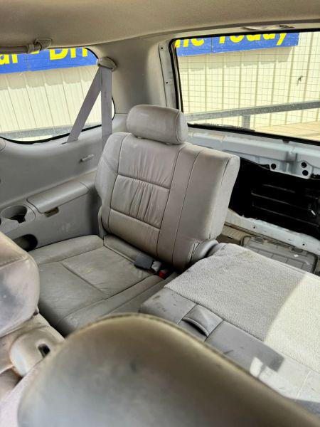2003 Toyota Sequoia SR5 V8