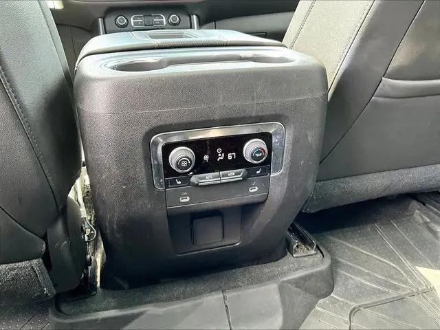 2021 Chevrolet Suburban 4WD RST