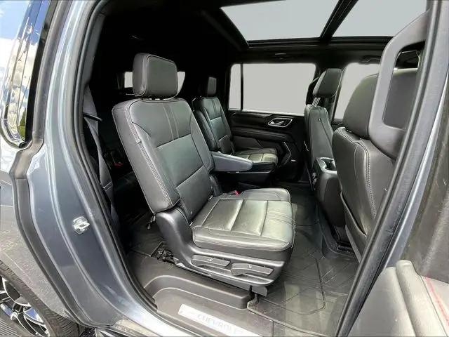 2021 Chevrolet Suburban 4WD RST