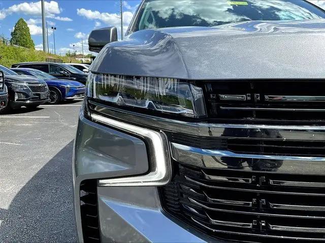 2021 Chevrolet Suburban 4WD RST