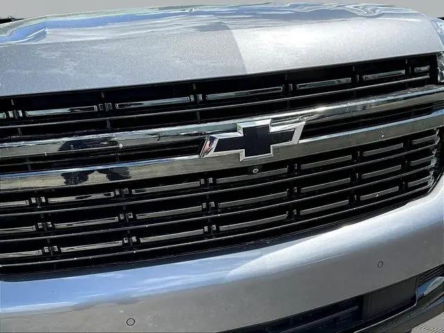 2021 Chevrolet Suburban 4WD RST